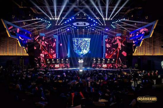 词自然融入 词自然融入